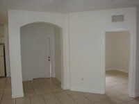 2128 Shoma Dr in West Palm Beach, FL - Foto de edificio - Building Photo