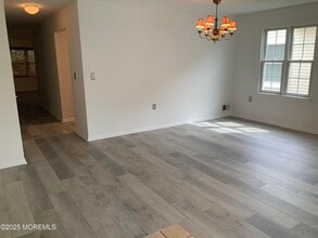 43 Medinah Ct in Jackson Township, NJ - Building Photo - Building Photo