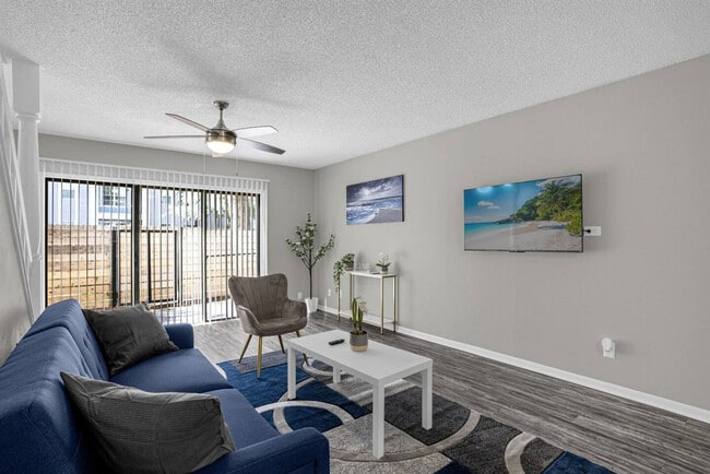 3807 Gazebo Pond Ln, Unit SI ID1511050P in Tampa, FL - Building Photo - Building Photo