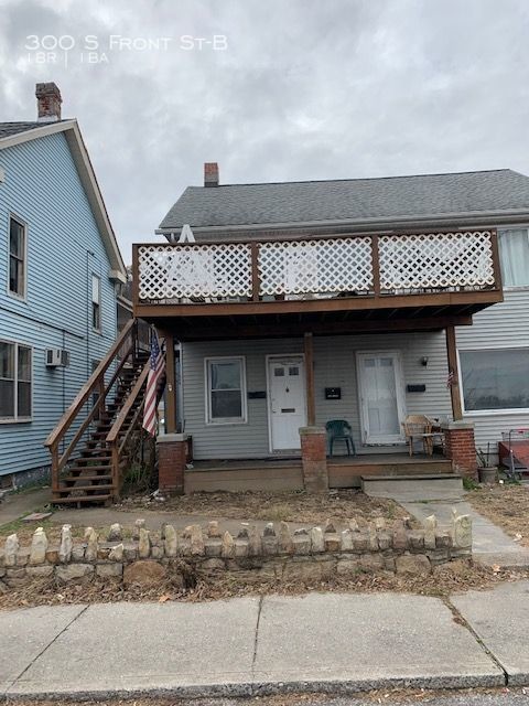 300 S Front St in Wormleysburg, PA - Building Photo