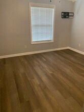 802 Moultrie Ct in Greensboro, NC - Building Photo - Building Photo