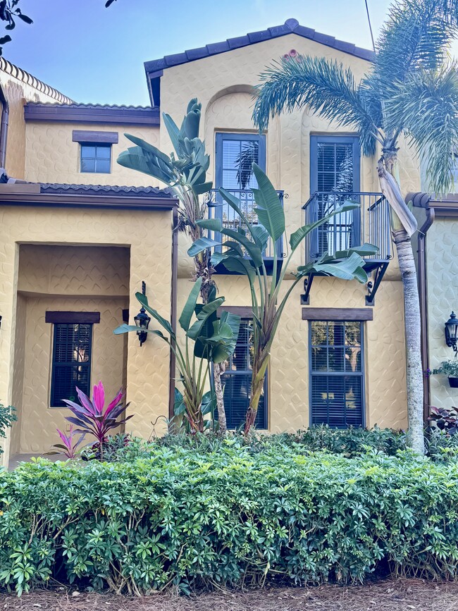 property at 9147 Delano St