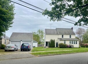 154 Temple St in Stratford, CT - Building Photo - Building Photo