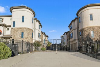 11203 Tramonto Dr in Houston, TX - Building Photo - Building Photo