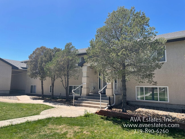 property at 689 E Laporte Dr