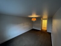 25 N Broadway, Unit 107 photo'