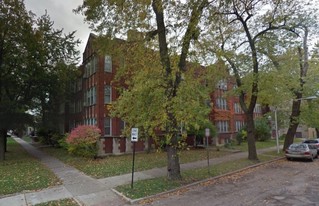 7004 S Indiana Ave Apartments