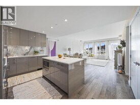 4080 Yukon St in Vancouver, BC - Building Photo