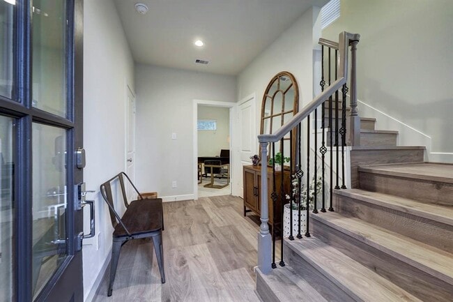 2204 Penny Derrick Ln in Houston, TX - Foto de edificio - Building Photo