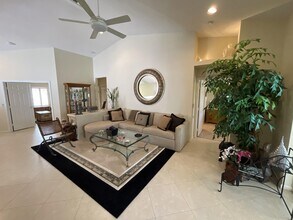 7936 Laina Ln in Boynton Beach, FL - Building Photo - Building Photo