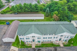 Stratford Square in Canton, OH - Building Photo - Building Photo