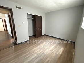 2080 W Washington St in Springfield, IL - Building Photo - Building Photo