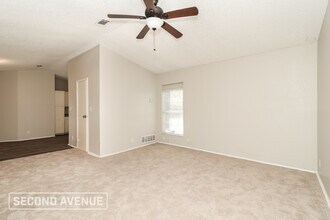 127 Woodhill St in Mesquite, TX - Building Photo - Building Photo