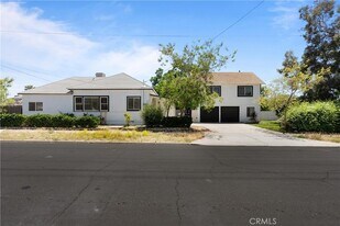 421 W Sun Ave, Unit 01-0803 in Redlands, CA - Building Photo