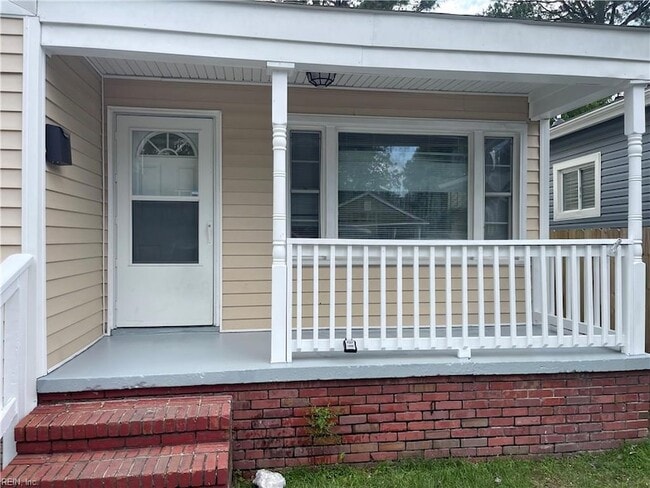 property at 2939 Marne Ave