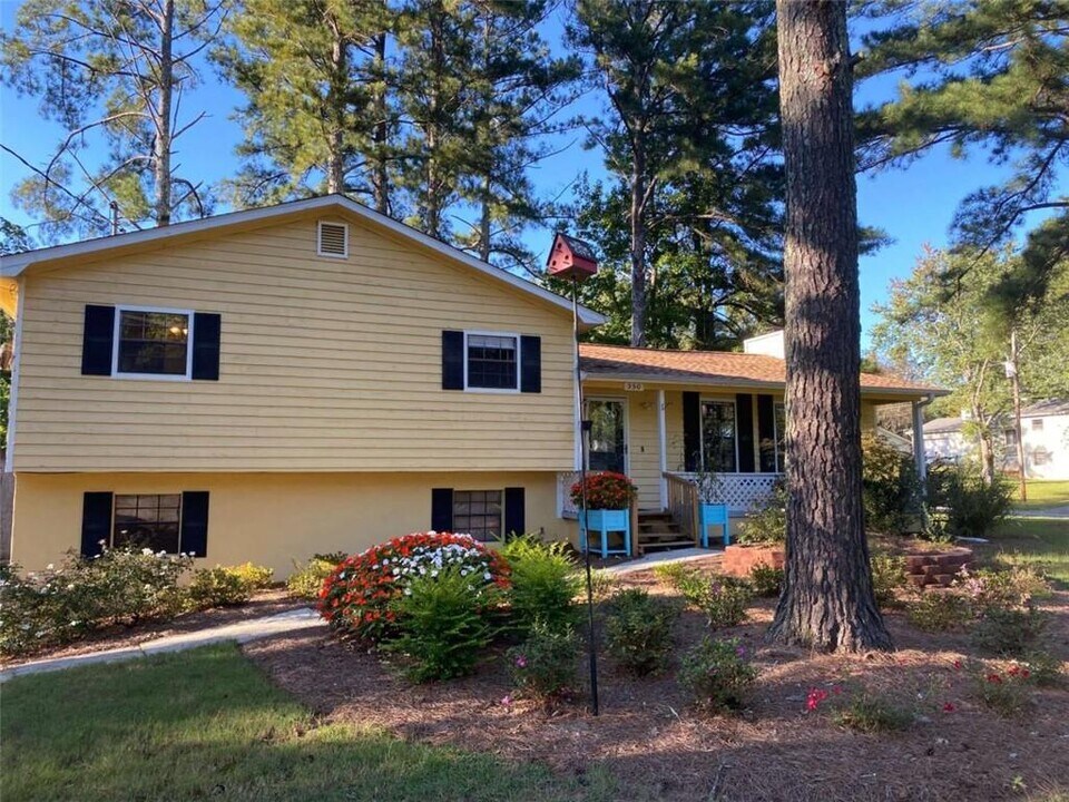550 Carithers Rd in Lawrenceville, GA - Building Photo