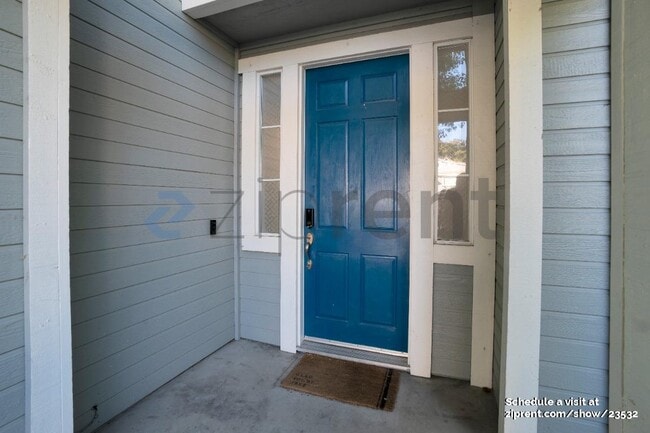 9404 Fox Den Ct in Elk Grove, CA - Building Photo - Building Photo