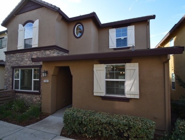 property at 1109 Veranda Ct