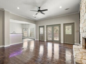 18731 Thorntree Ln in Dallas, TX - Foto de edificio - Building Photo