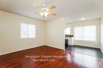 3220 Casitas Ave in Los Angeles, CA - Building Photo - Building Photo