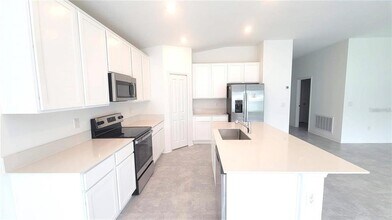 397 Singing Sands Cir in Lake Wales, FL - Building Photo - Building Photo