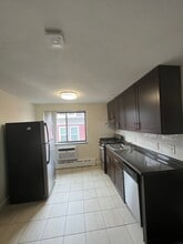 10 Chester St in Cambridge, MA - Foto de edificio - Building Photo
