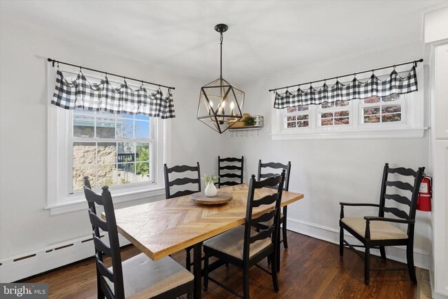 1637 Locust St in Norristown, PA - Building Photo - Building Photo