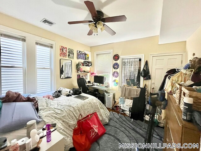 731 Parker St