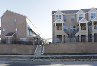 Rose Hill Townhomes in Kansas City, MO - Foto de edificio - Building Photo