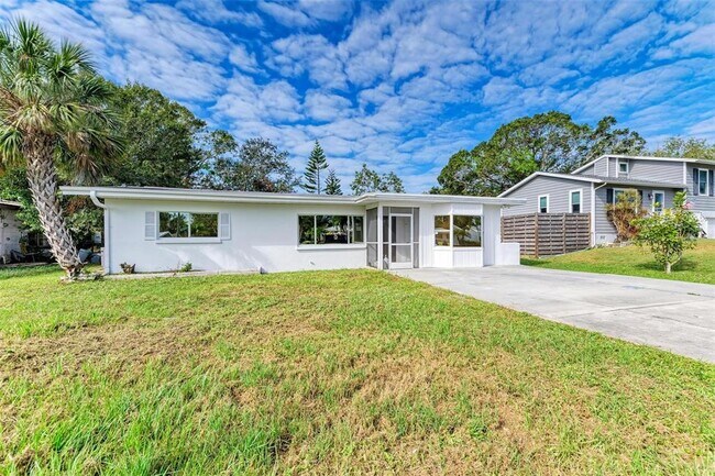 property at 818 Padgett Ave
