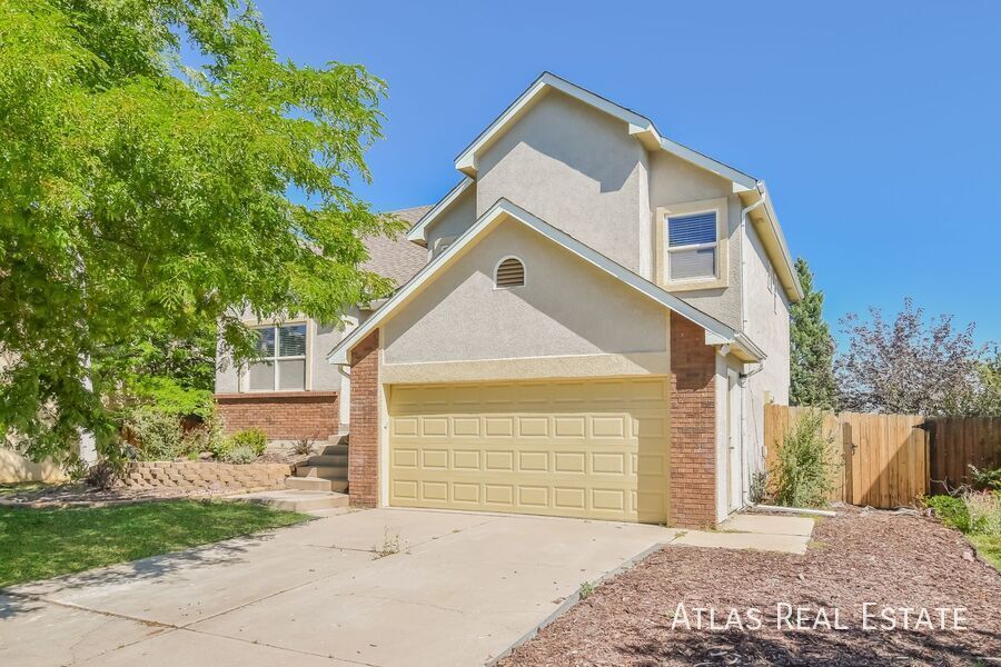 3724 Adirondack Dr in Colorado Springs, CO - Building Photo