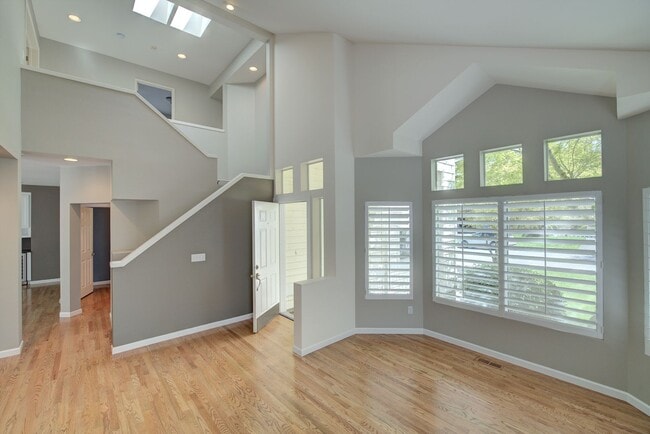 4259 257th Pl SE in Issaquah, WA - Building Photo - Building Photo