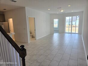 817 Cherry Elm Dr in St. Augustine, FL - Foto de edificio - Building Photo