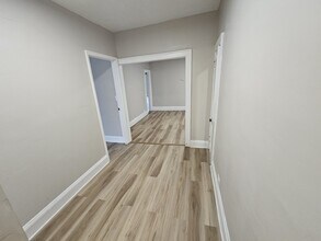 942 Eddy Rd in Cleveland, OH - Building Photo - Building Photo