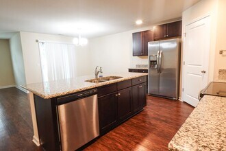 44 Hawkhorn Ct in Pooler, GA - Building Photo - Building Photo