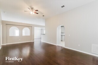 25205 Hyde Park Blvd in Land O Lakes, FL - Building Photo - Building Photo