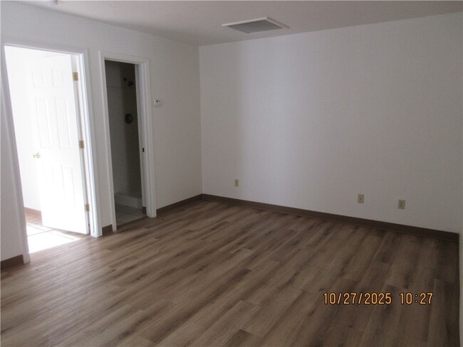 1403 E Andy Devine Ave in Kingman, AZ - Building Photo - Building Photo