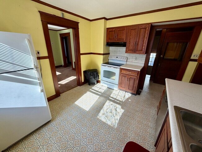 65 Norwood St in Greenfield, MA - Building Photo - Building Photo