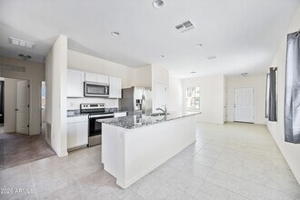 2430 E Alonso Dr in Casa Grande, AZ - Building Photo - Building Photo