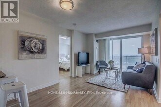 83-1283 Borough Dr in Toronto, ON - Building Photo - Building Photo