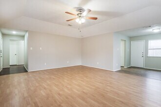 4306 Owens Creek Ln in Spring, TX - Building Photo - Building Photo