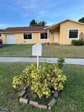 13311 SW 46th St in Miami, FL - Building Photo - Building Photo