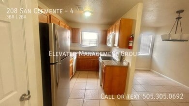208 San Clemente Ave in Albuquerque, NM - Building Photo - Building Photo