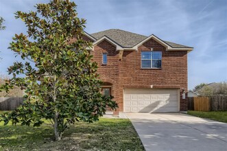 1104 Canoe Cove in Hutto, TX - Foto de edificio - Building Photo
