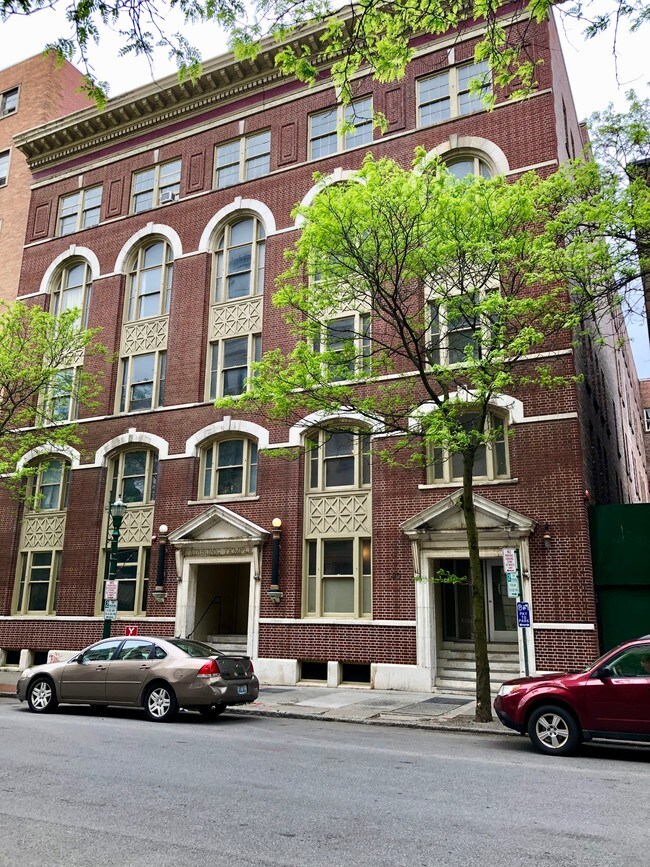 CS Montgomery in Syracuse, NY - Building Photo - Building Photo