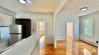 245 Duncan Ave in Jersey City, NJ - Building Photo - Building Photo