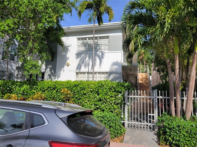 property at 1551 Michigan Ave