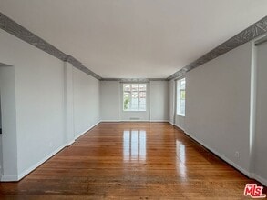 1314 Hayworth Ave in West Hollywood, CA - Foto de edificio - Building Photo