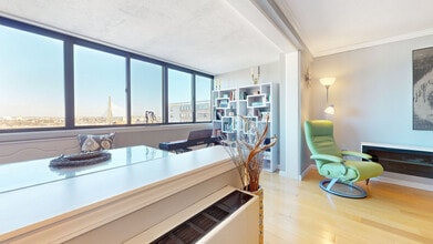 8 Whittier Pl in Boston, MA - Building Photo - Building Photo
