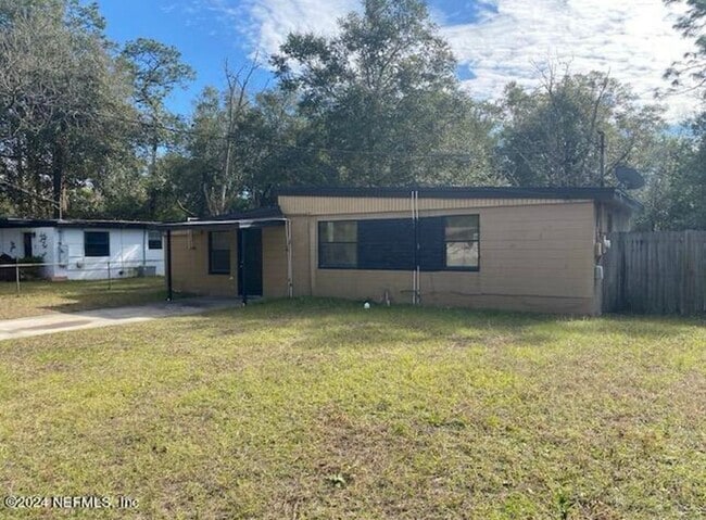 property at 10513 Gailwood Cir E